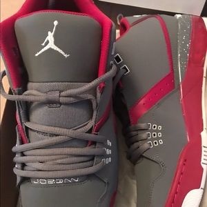 JORDANS WOMAN SIZE 9.5 NIKE HIGH TOP